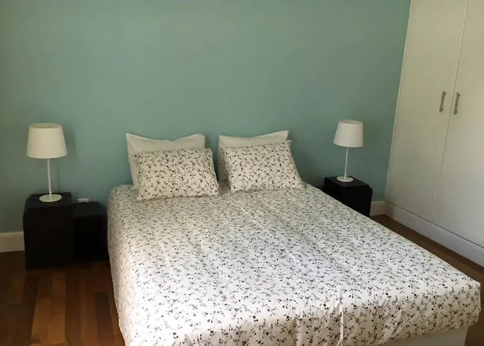 Summer House With Bbq And Garden *