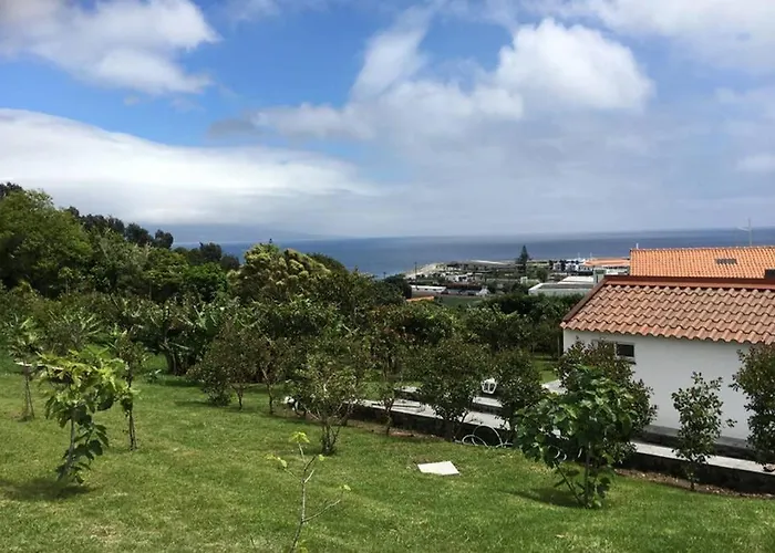 Summer House With Bbq And Garden *